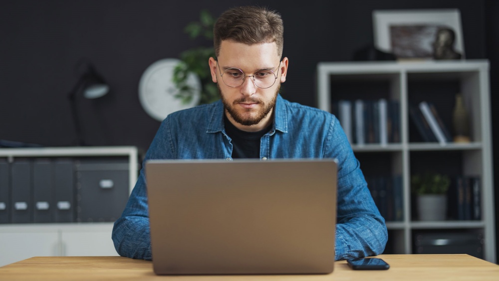 Dosya Gezgini dosyaya girmeye çalıştığımda donuyor